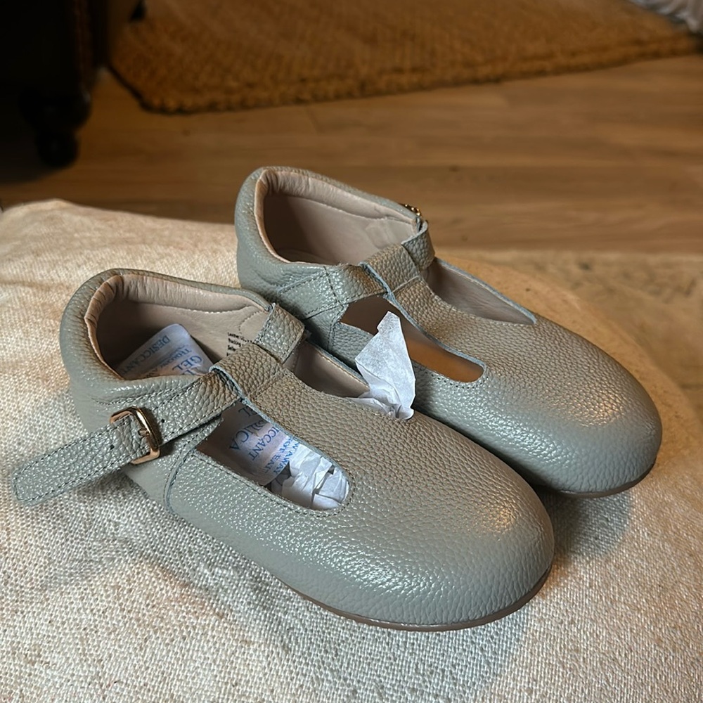 Monkey feet leather Mary Jane’s